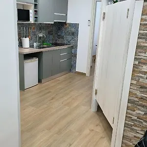 Domus Apartamento